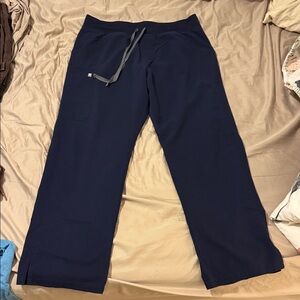 Figs Women's Navy Sweatpants